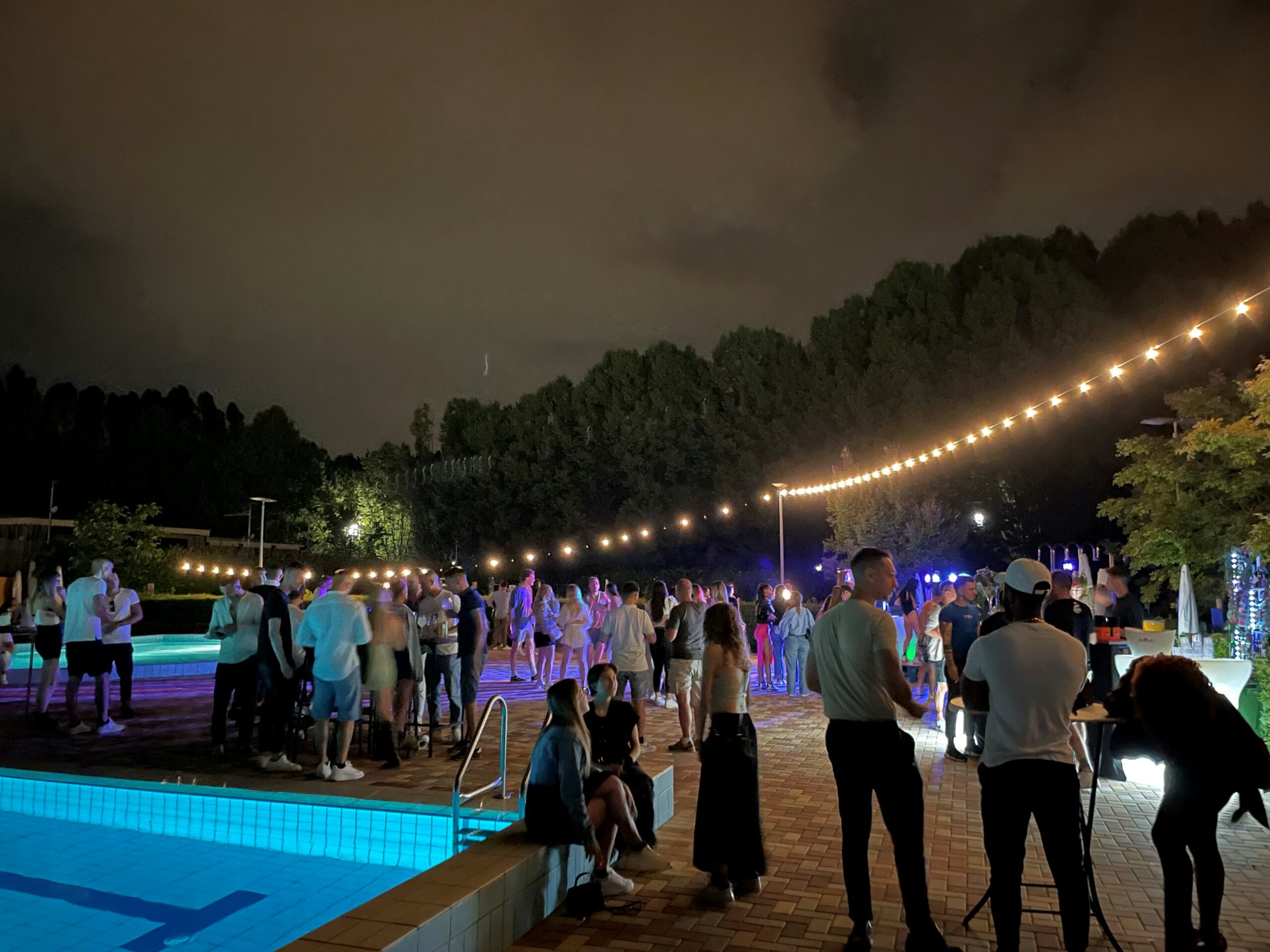 foto festa piscina